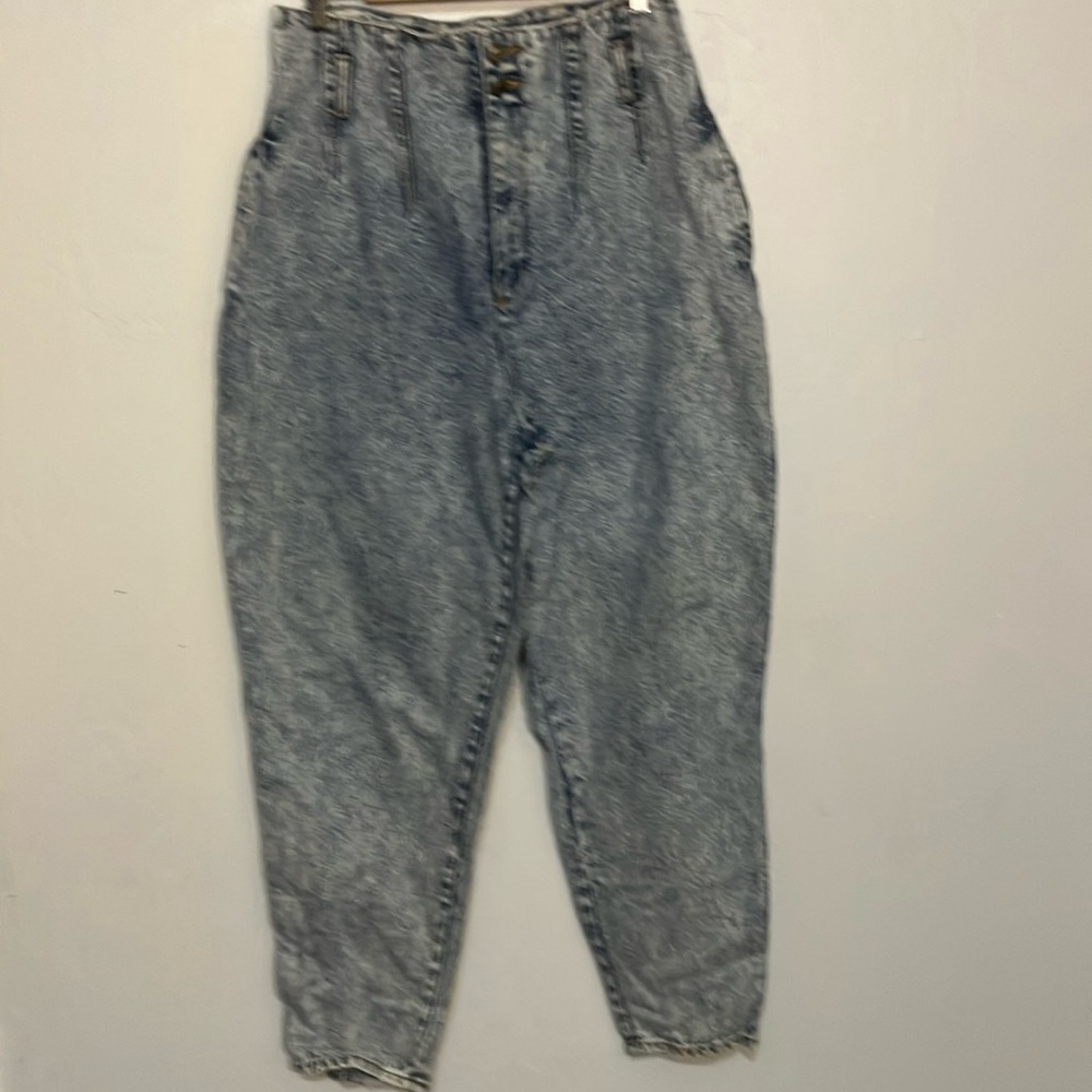 1980’s vintage Bill Blass baggy high waist stonewashed denim jeans